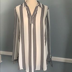 NWT ELLE Tunic